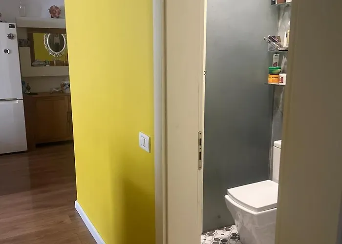 Apartment Modern By Lina-komuna E Parisit *