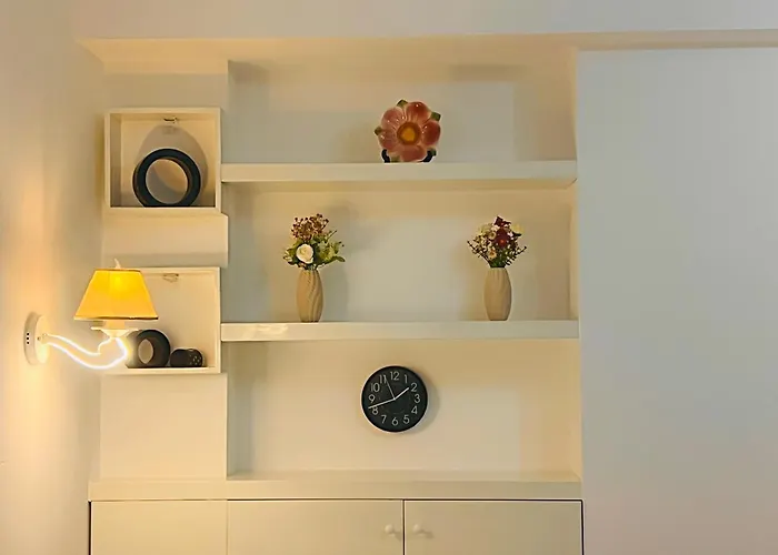 Apartment Modern By Lina-komuna E Parisit Tirana